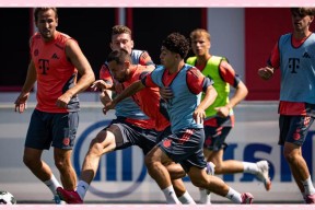 电竞-包含德国杯赛前走向成谜，拜仁慕尼黑主帅复盘，底气十足，训练强度明显提升的词条