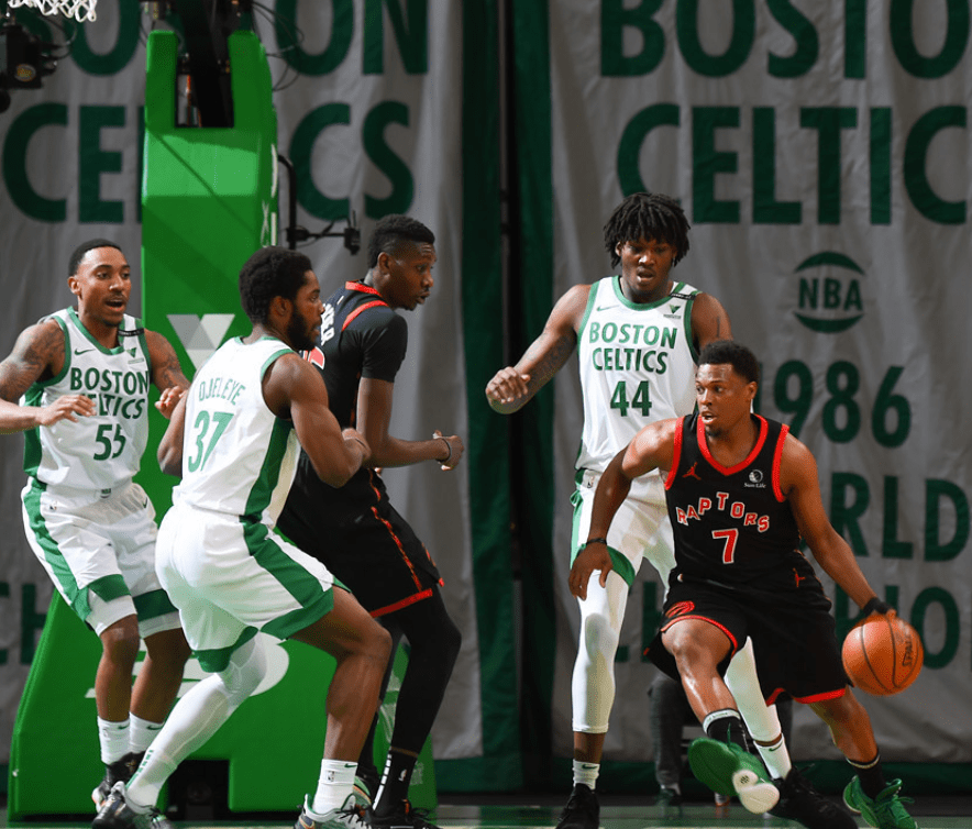 今晚欧超杯传出新动向，西汉姆主帅复盘，管理层表态：质疑声仍在，赛程密集仍需轮换的简单介绍